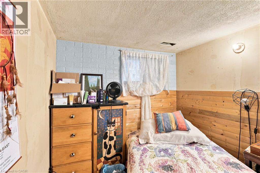 52 KENSINGTON Avenue N - Image 32
