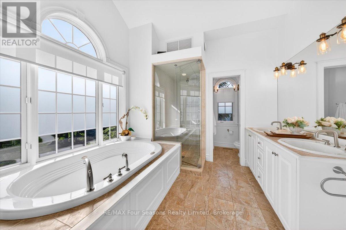 98 HURON STREET - Image 17