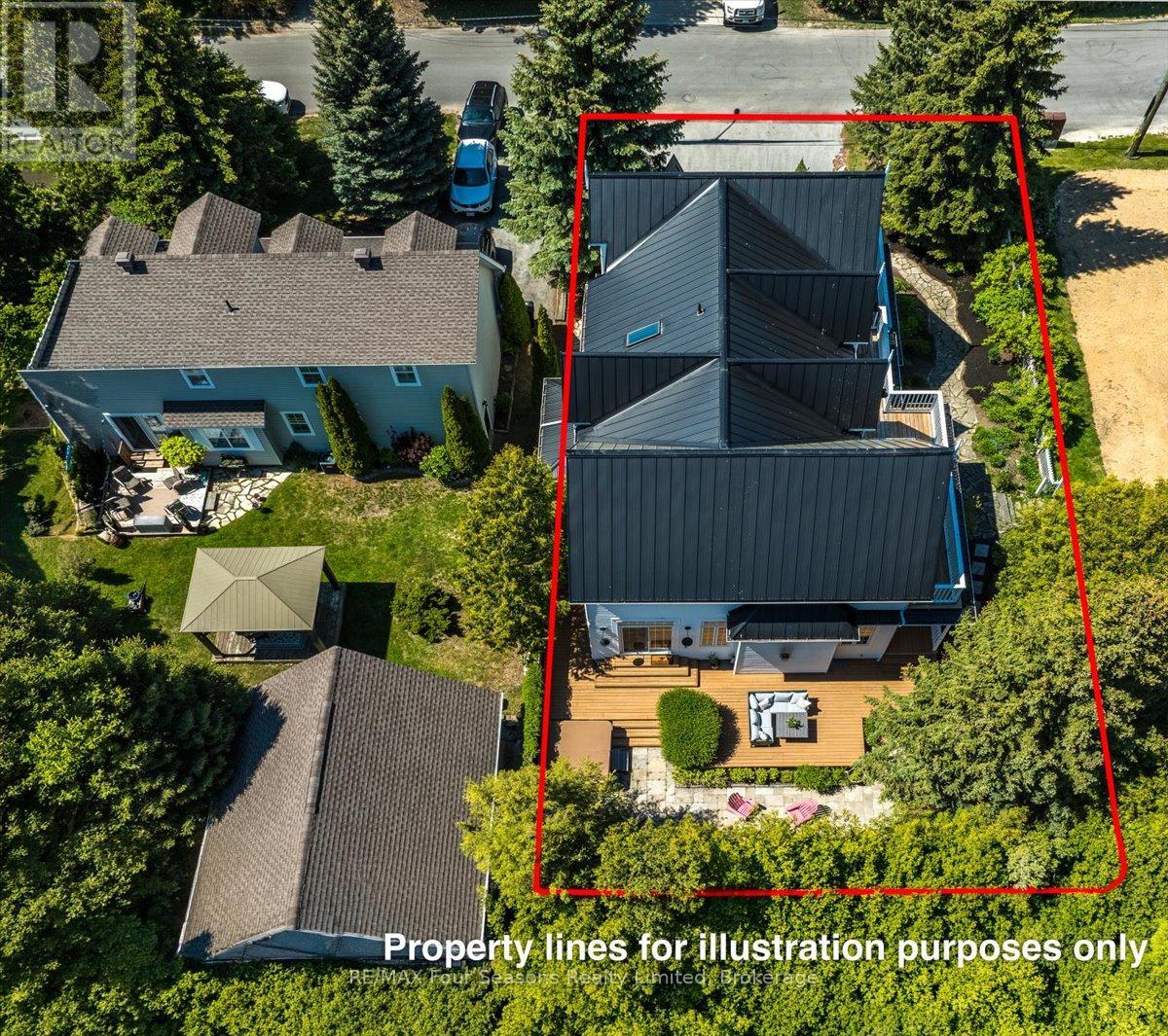 98 HURON STREET - Image 32