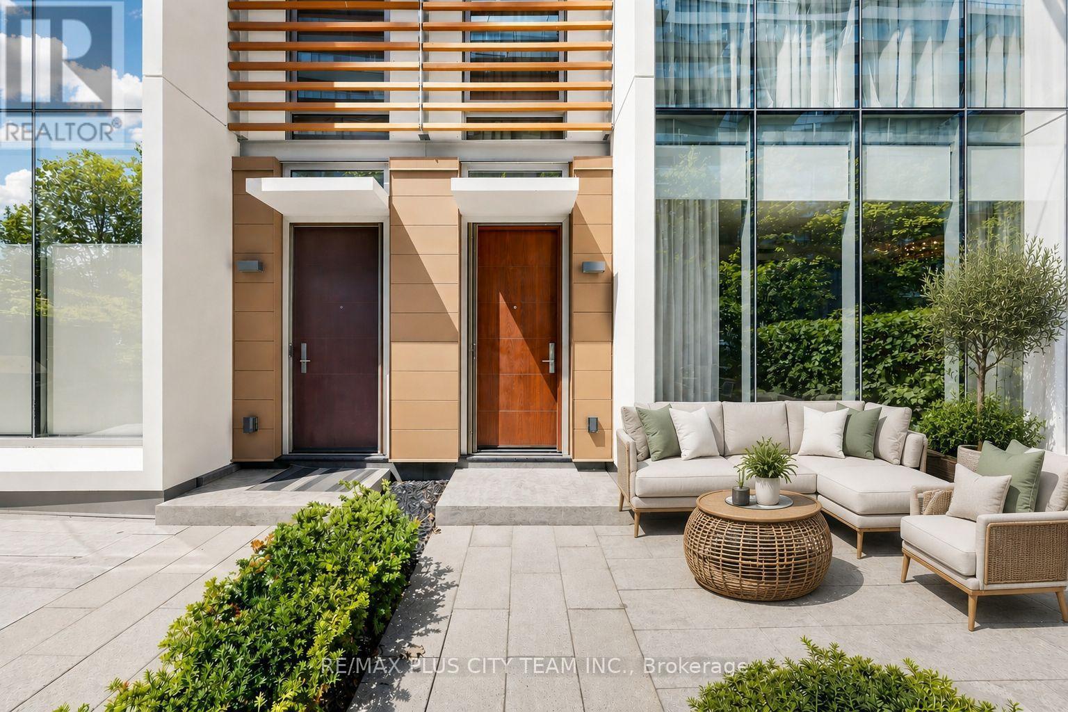 Photo of 29 Queens Quay