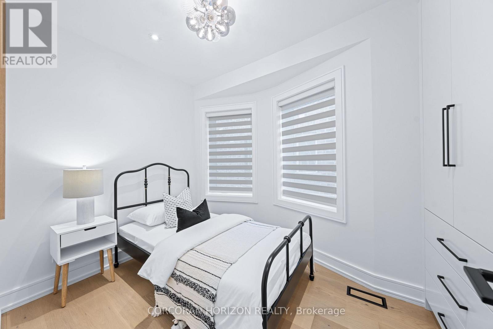 225 CHRISTIE STREET - 32