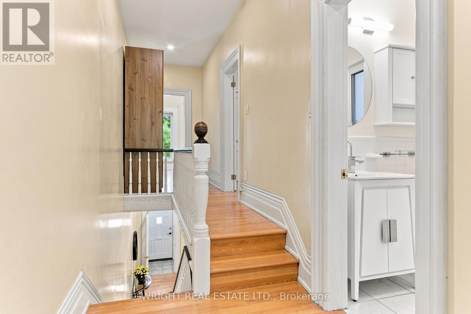 276 ROBERT STREET - 16