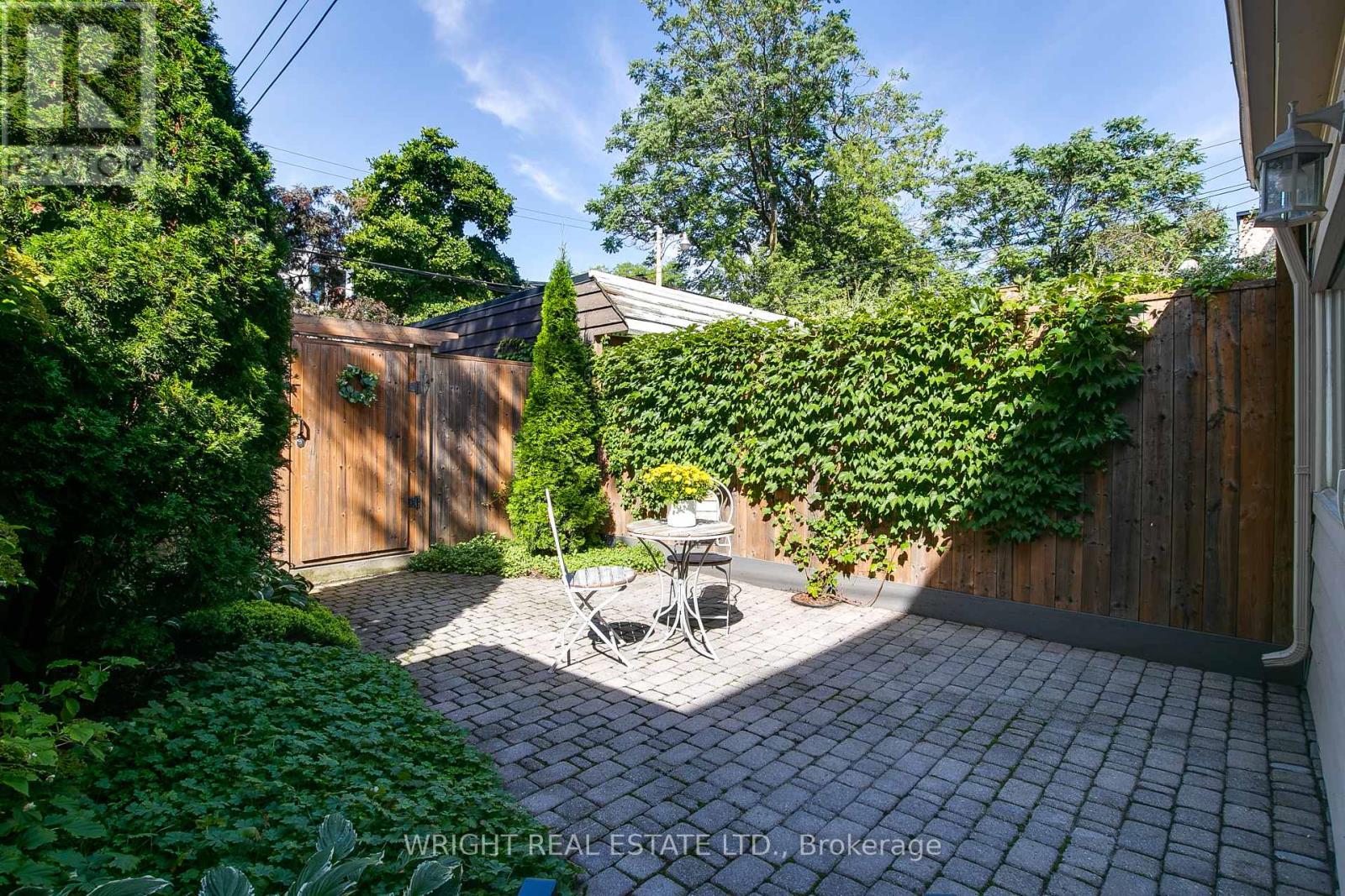 276 ROBERT STREET - Image 31