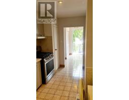 48 Green Bush Road, Toronto, ON M2M1P3 Photo 9