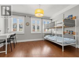 18 Sargent Lane, Toronto, ON M4E3T9 Photo 10