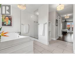 18 Sargent Lane, Toronto, ON M4E3T9 Photo 11