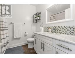 18 Sargent Lane, Toronto, ON M4E3T9 Photo 8