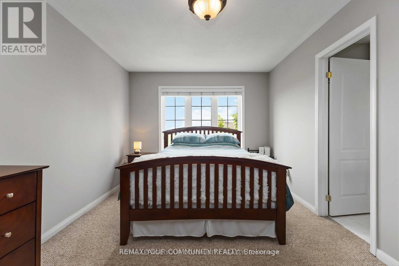 49 LATCHFORD WAY - 21