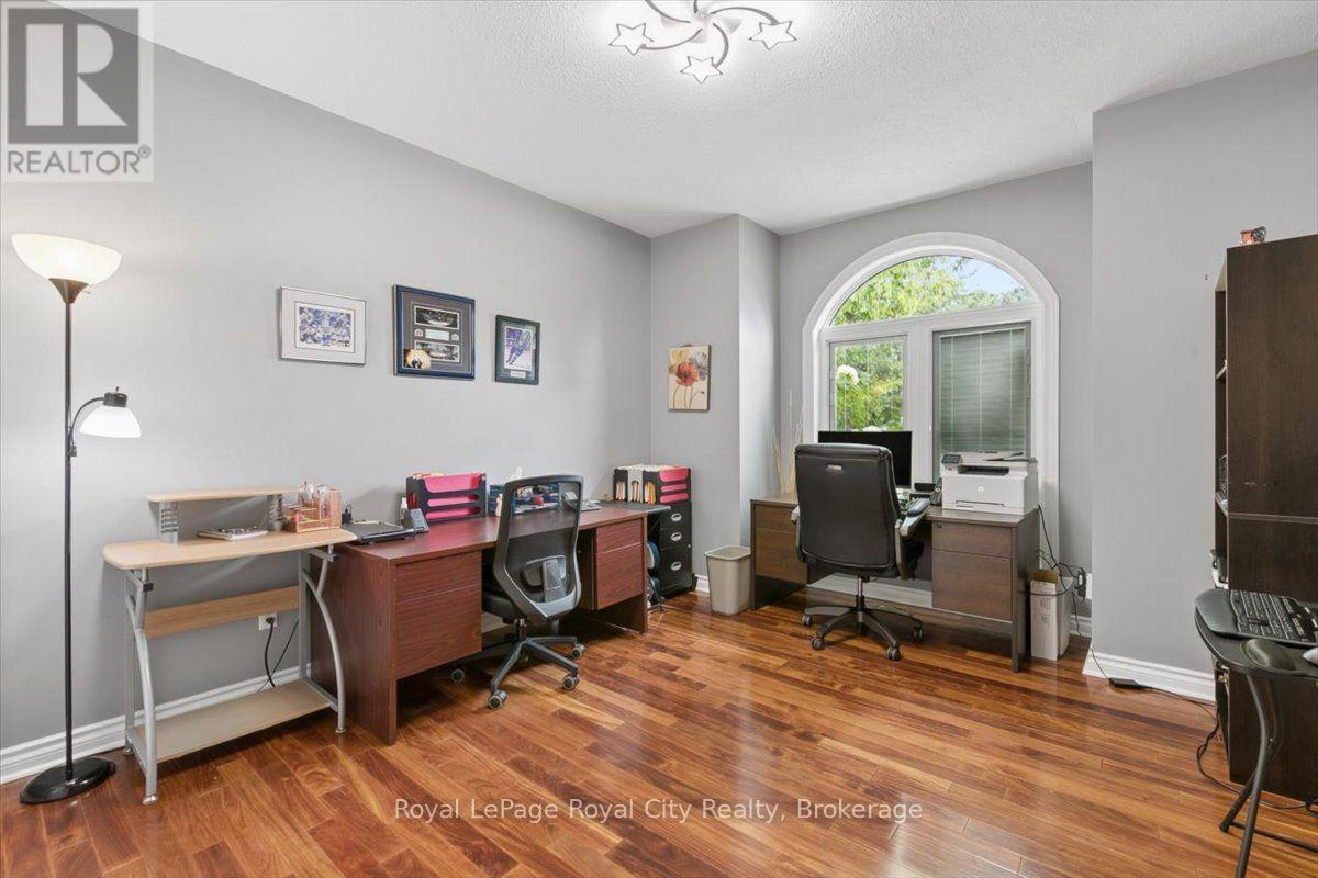 26 BRIDLE PATH - Image 18