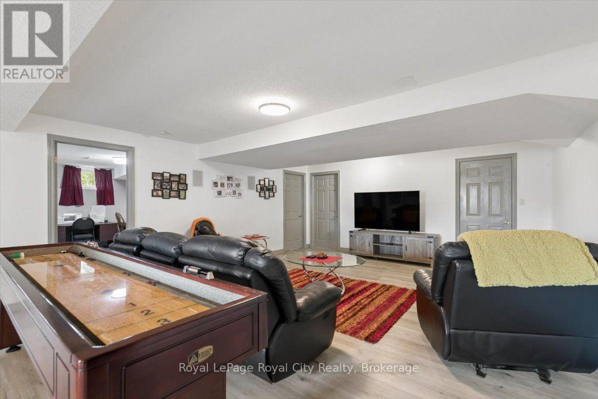 26 BRIDLE PATH - Image 30