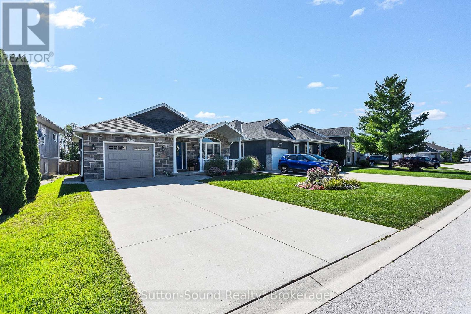 2327 10TH AVENUE E, Owen Sound — photo 2