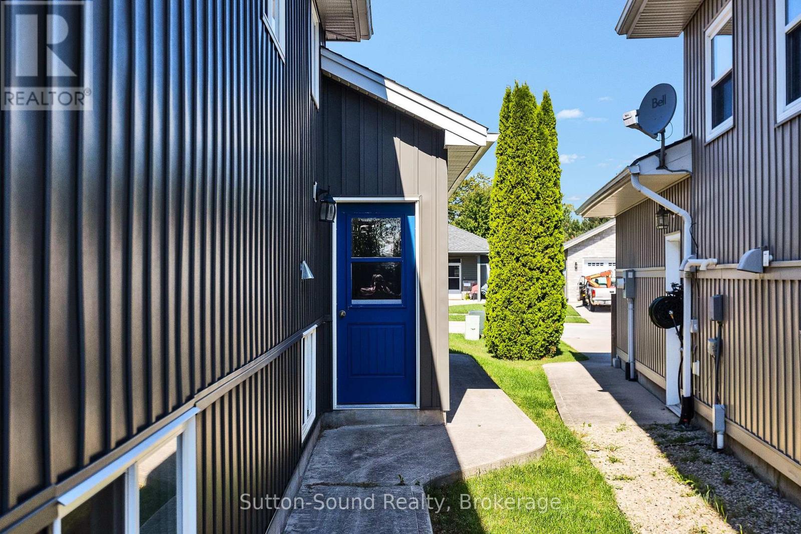2327 10TH AVENUE E - 5