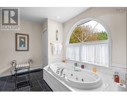 17 Tulip Street, Dartmouth, NS B3A2S5 Photo 49