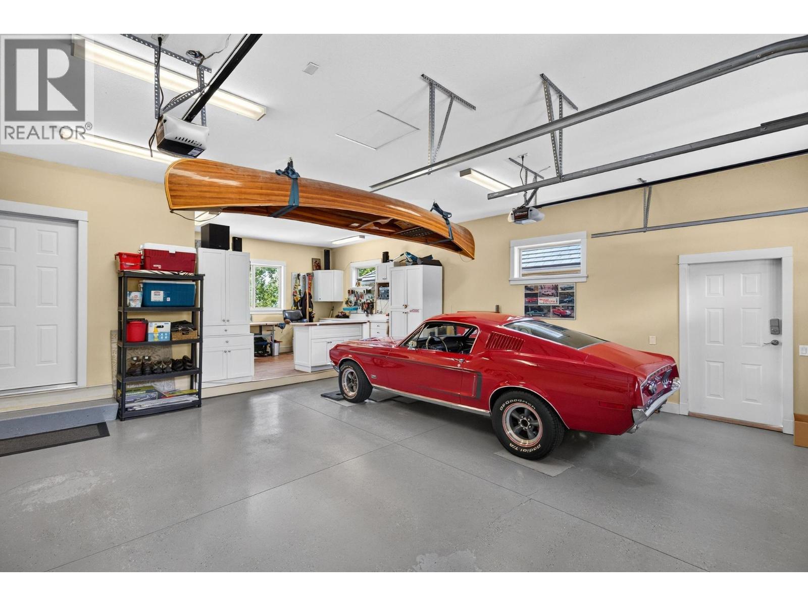 471 Long Ridge Drive, Kelowna