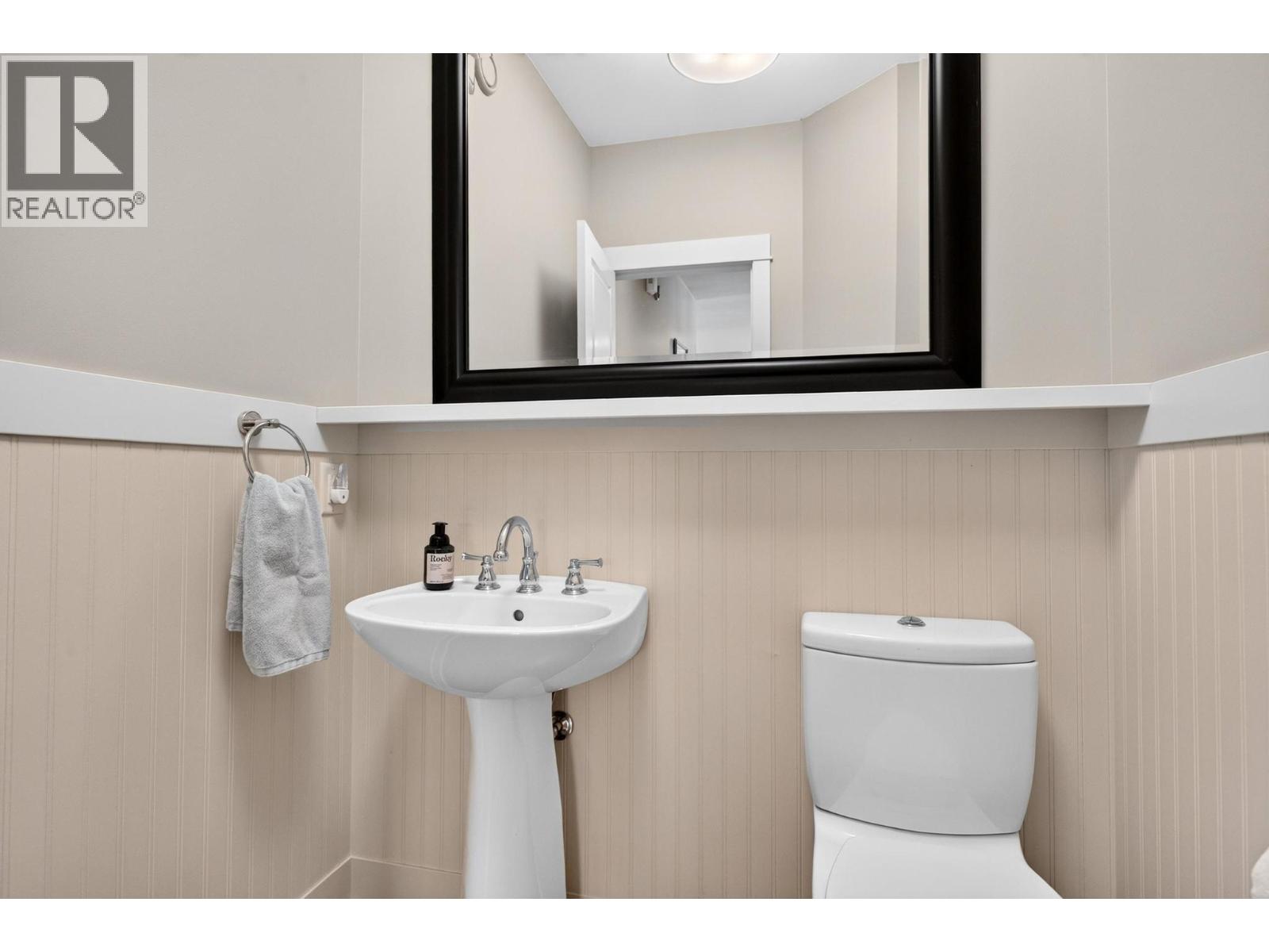 471 Long Ridge Drive, Kelowna