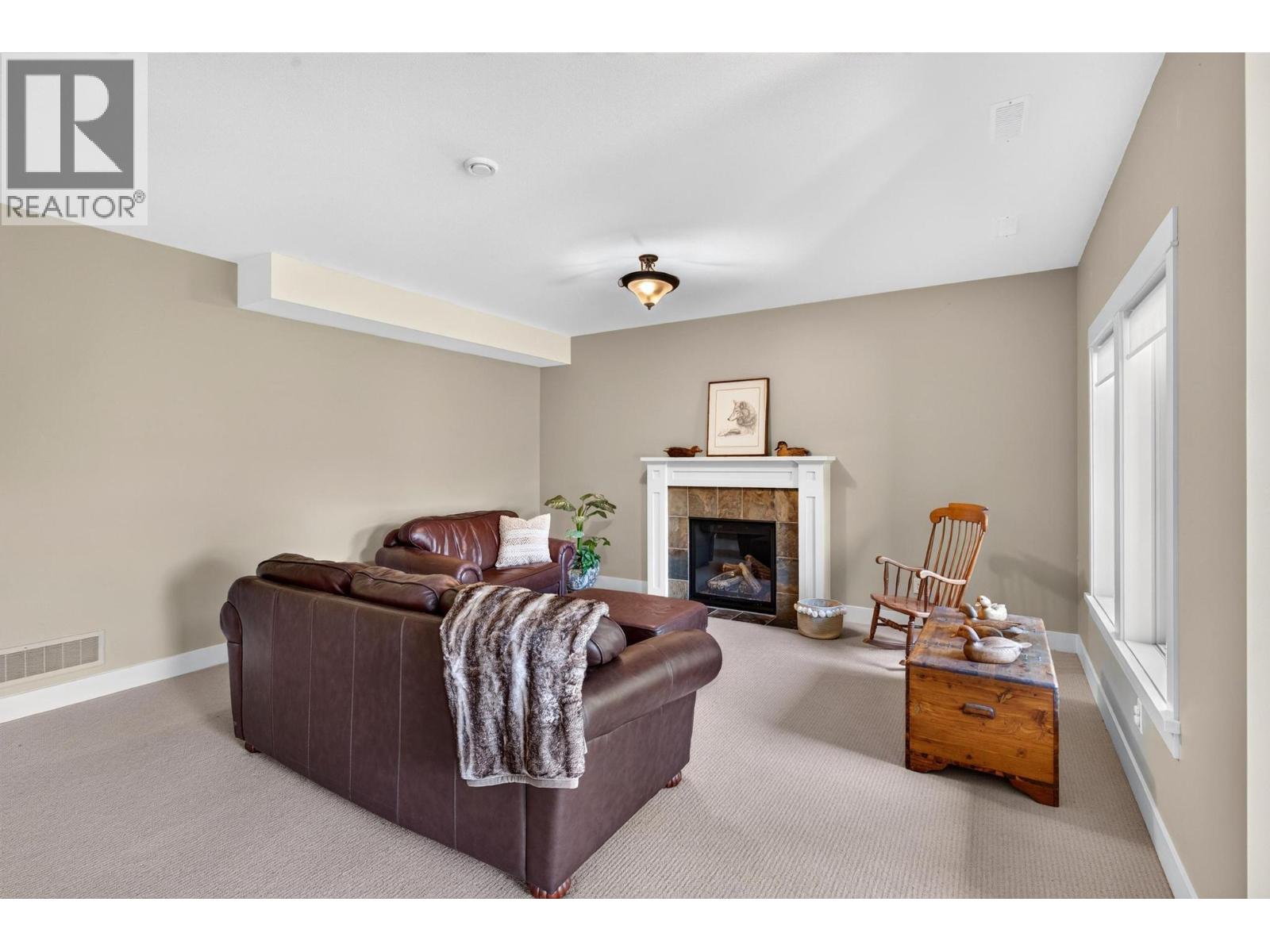 471 Long Ridge Drive, Kelowna