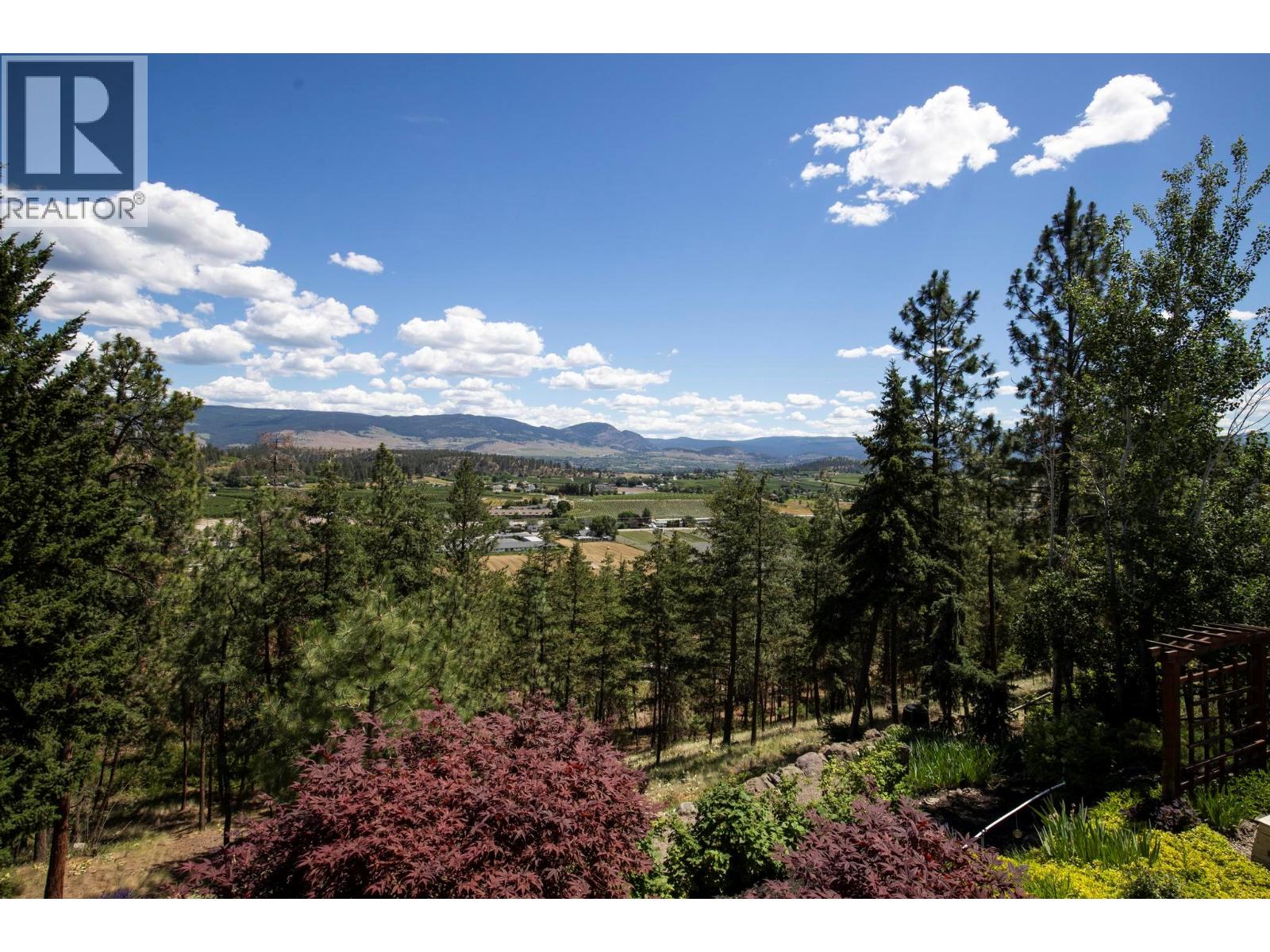 471 Long Ridge Drive, Kelowna