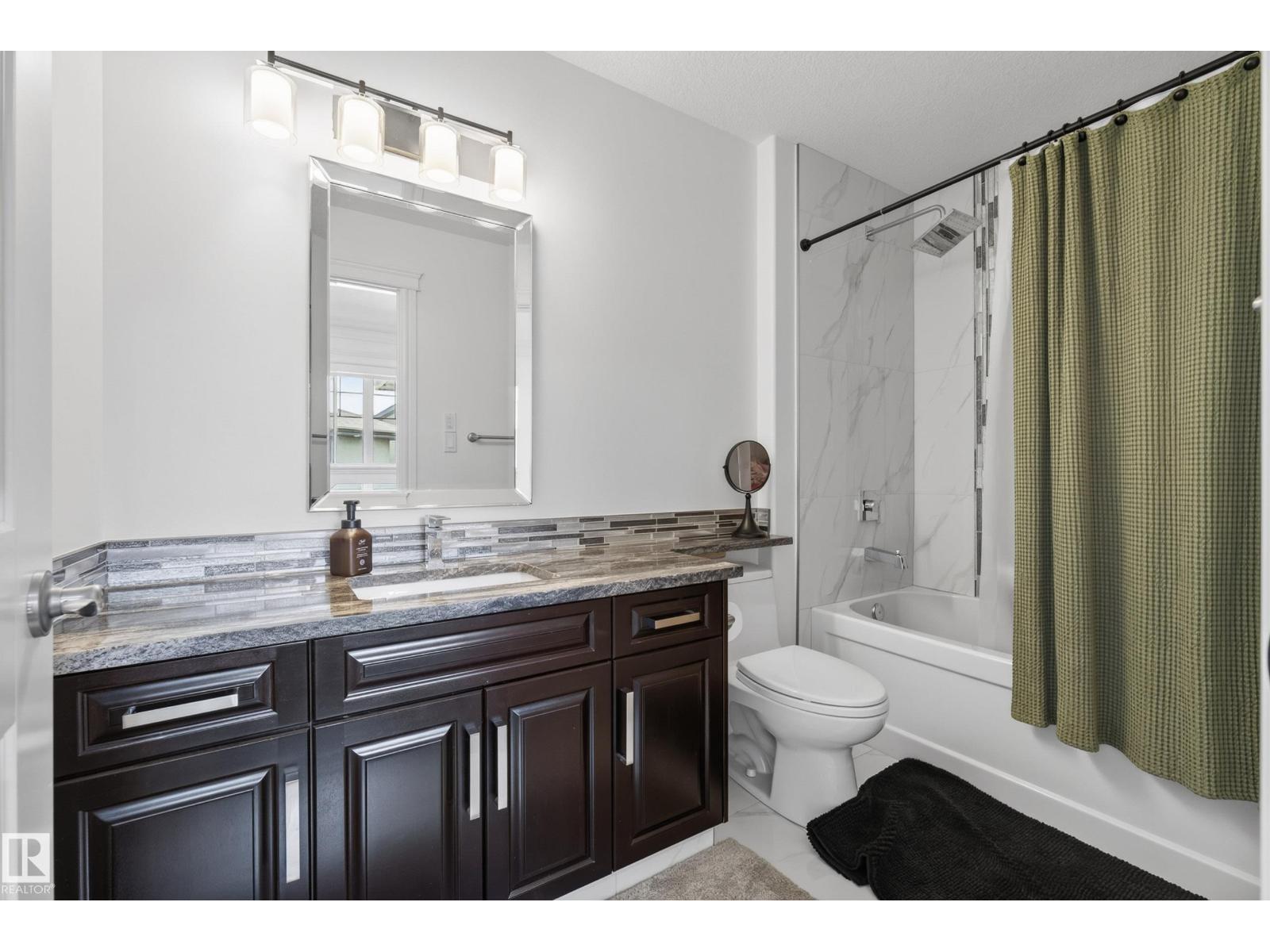 2530 AMERONGEN CR SW - 35