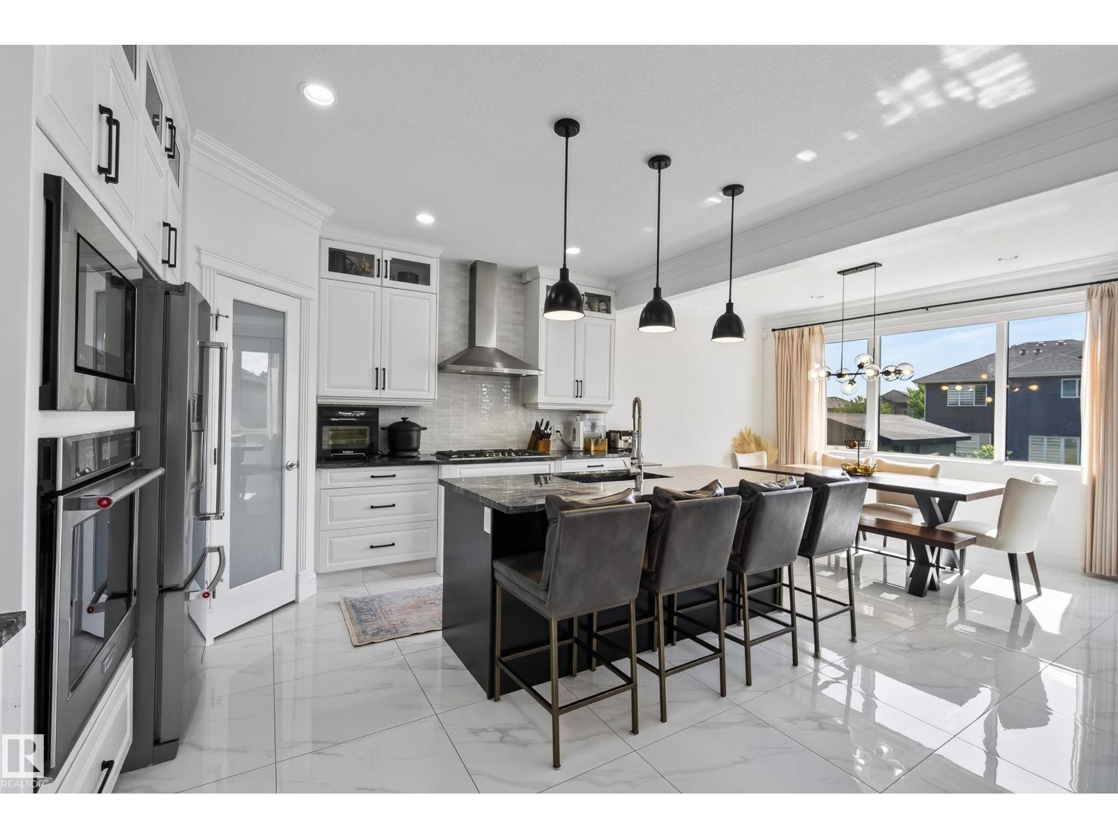 2530 AMERONGEN CR SW - 6