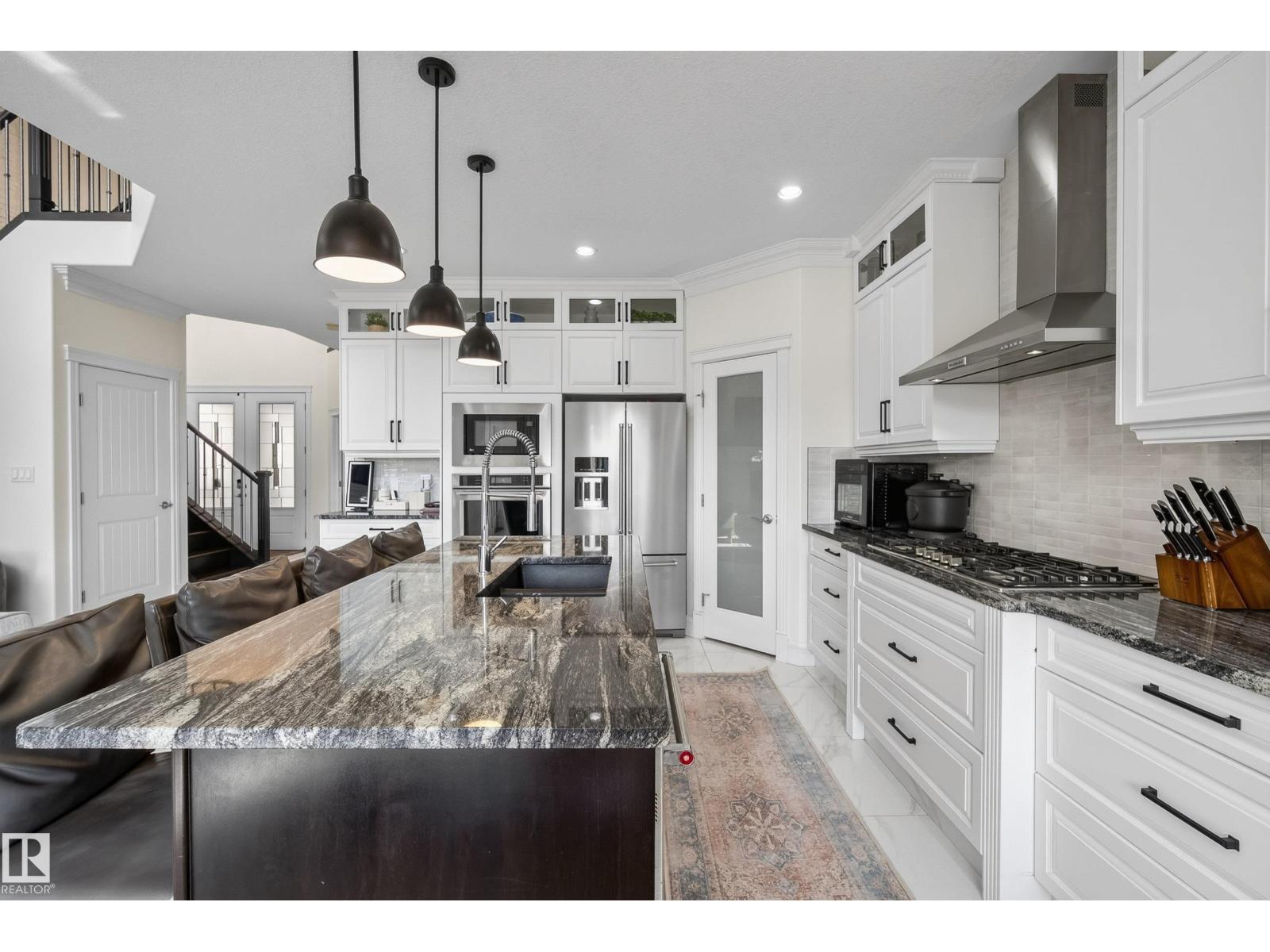2530 AMERONGEN CR SW - 8