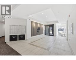 Foyer - 1844 Qu'appelle Boulevard Unit# 307, Kamloops, BC V2E0A8 Photo 9