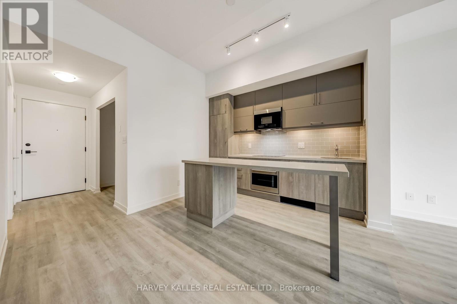 #1006 8119 BIRCHMOUNT ROAD - Image 12