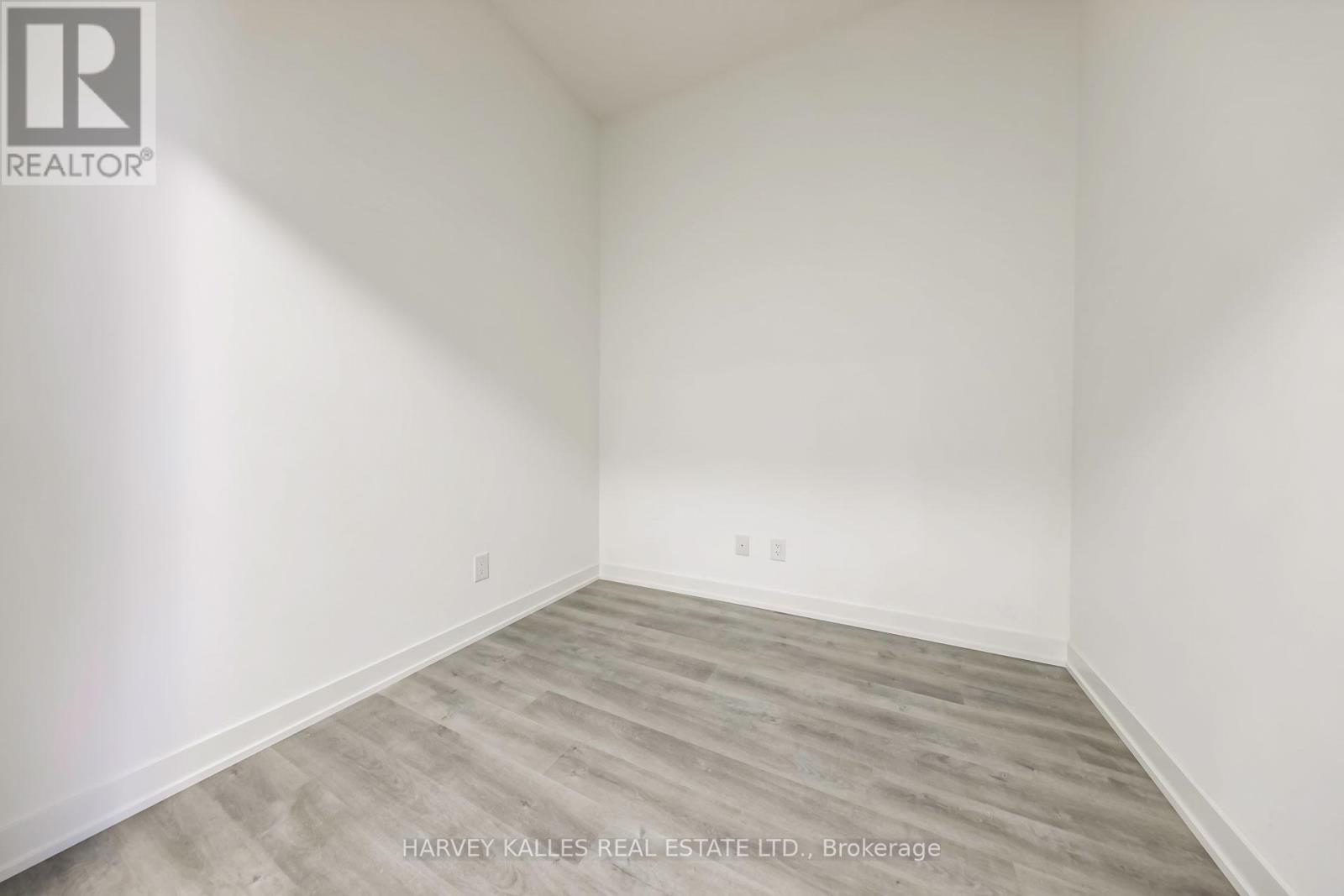 #1006 8119 BIRCHMOUNT ROAD - 6