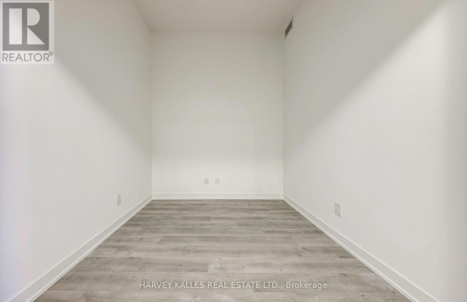 #1006 8119 BIRCHMOUNT ROAD - Image 7
