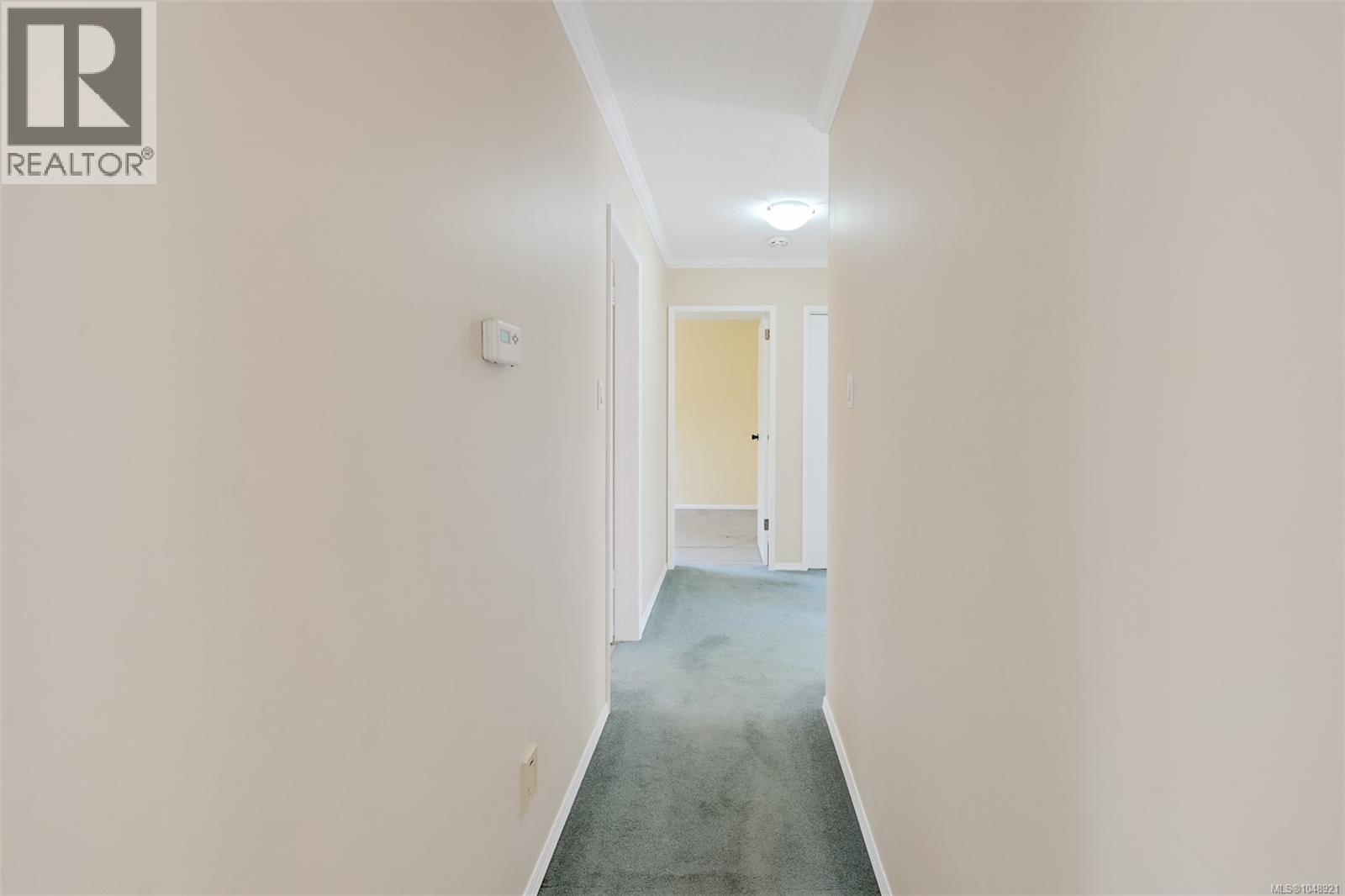 4218 Thornhill Cres - 25