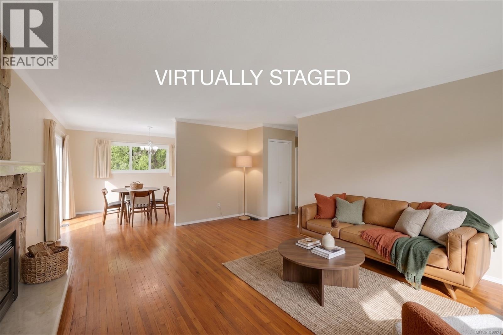 4218 Thornhill Cres - 3