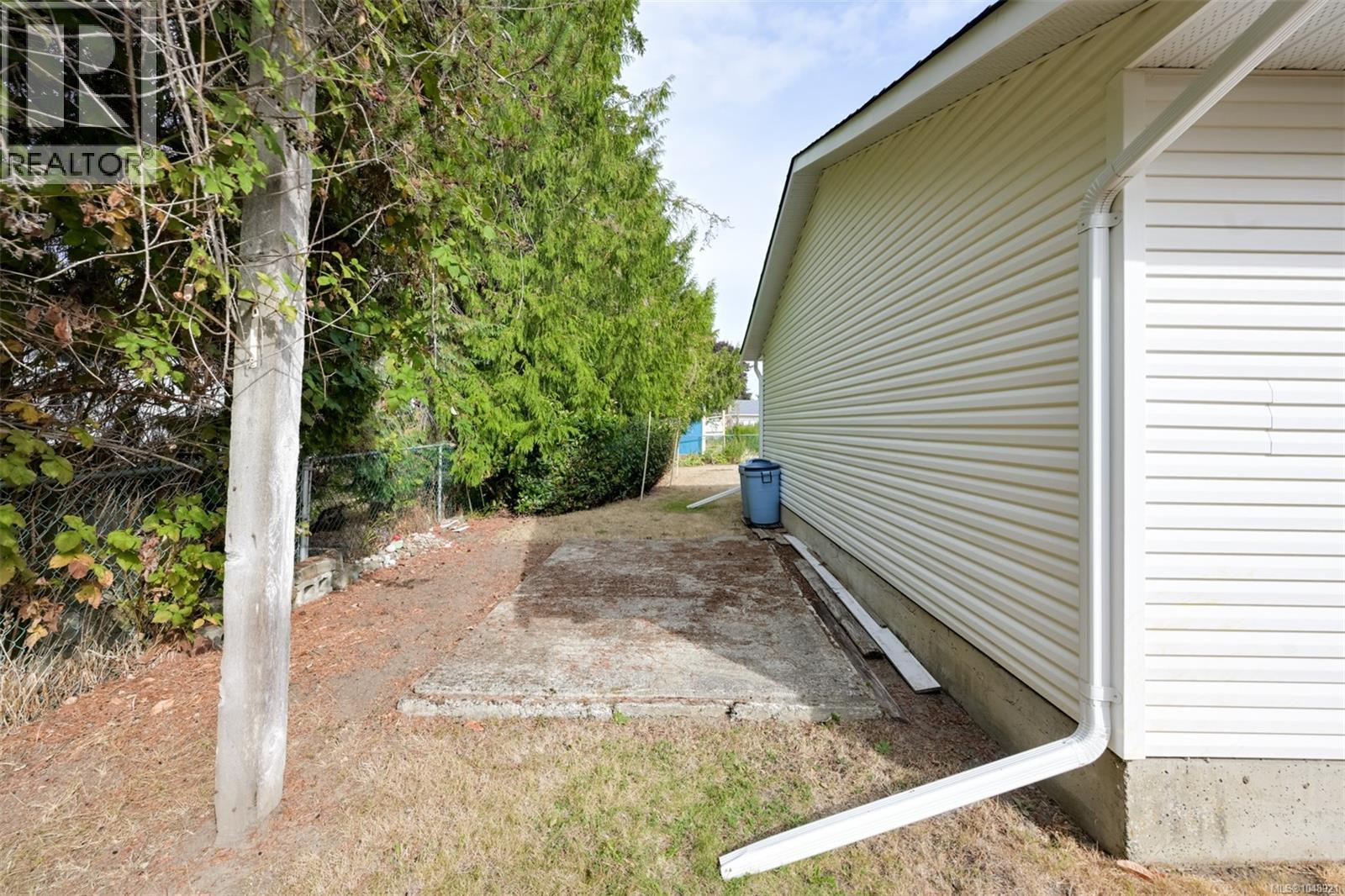 4218 Thornhill Cres - Image 55
