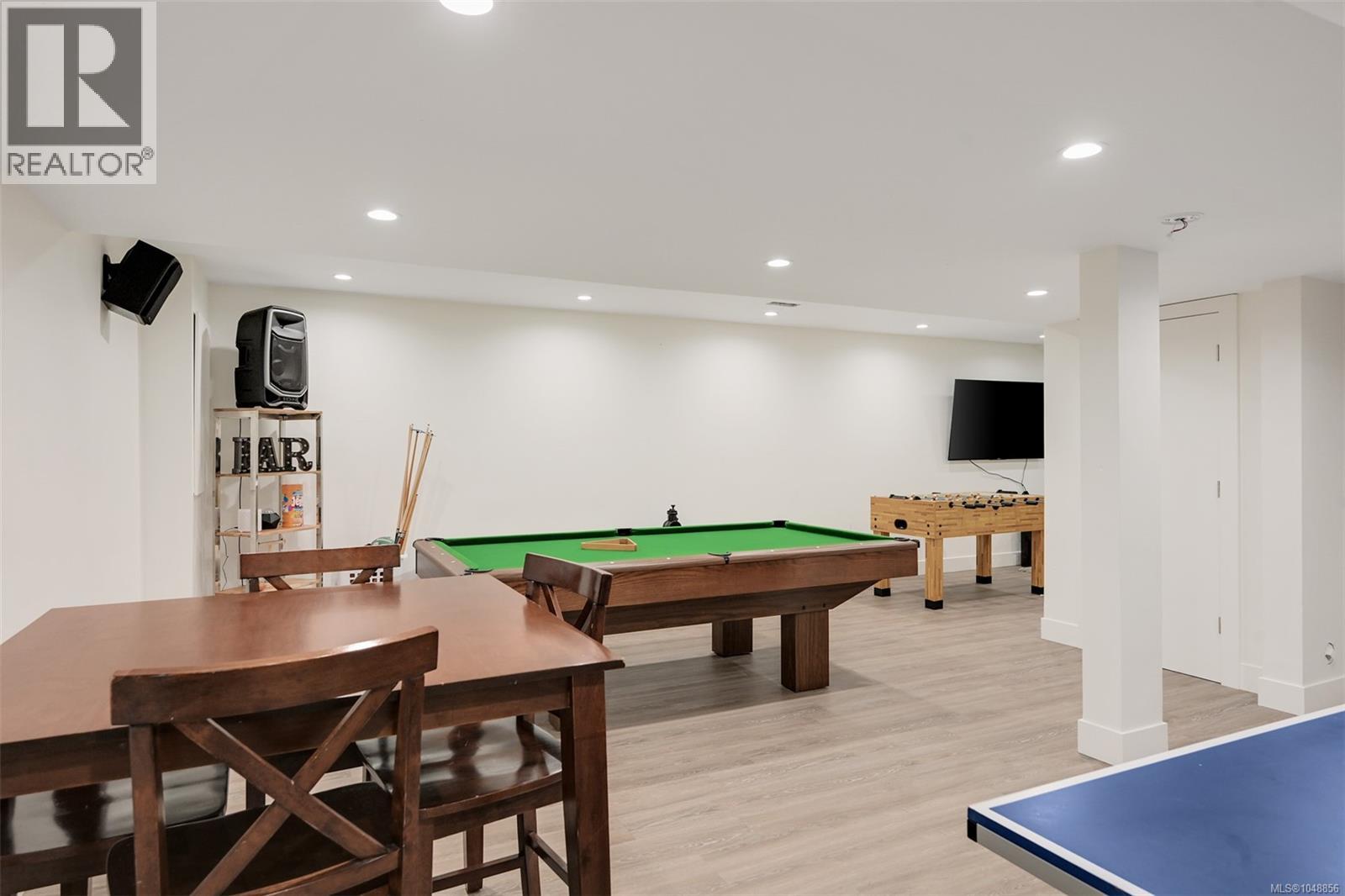 3075 Devon Rd - Image 42