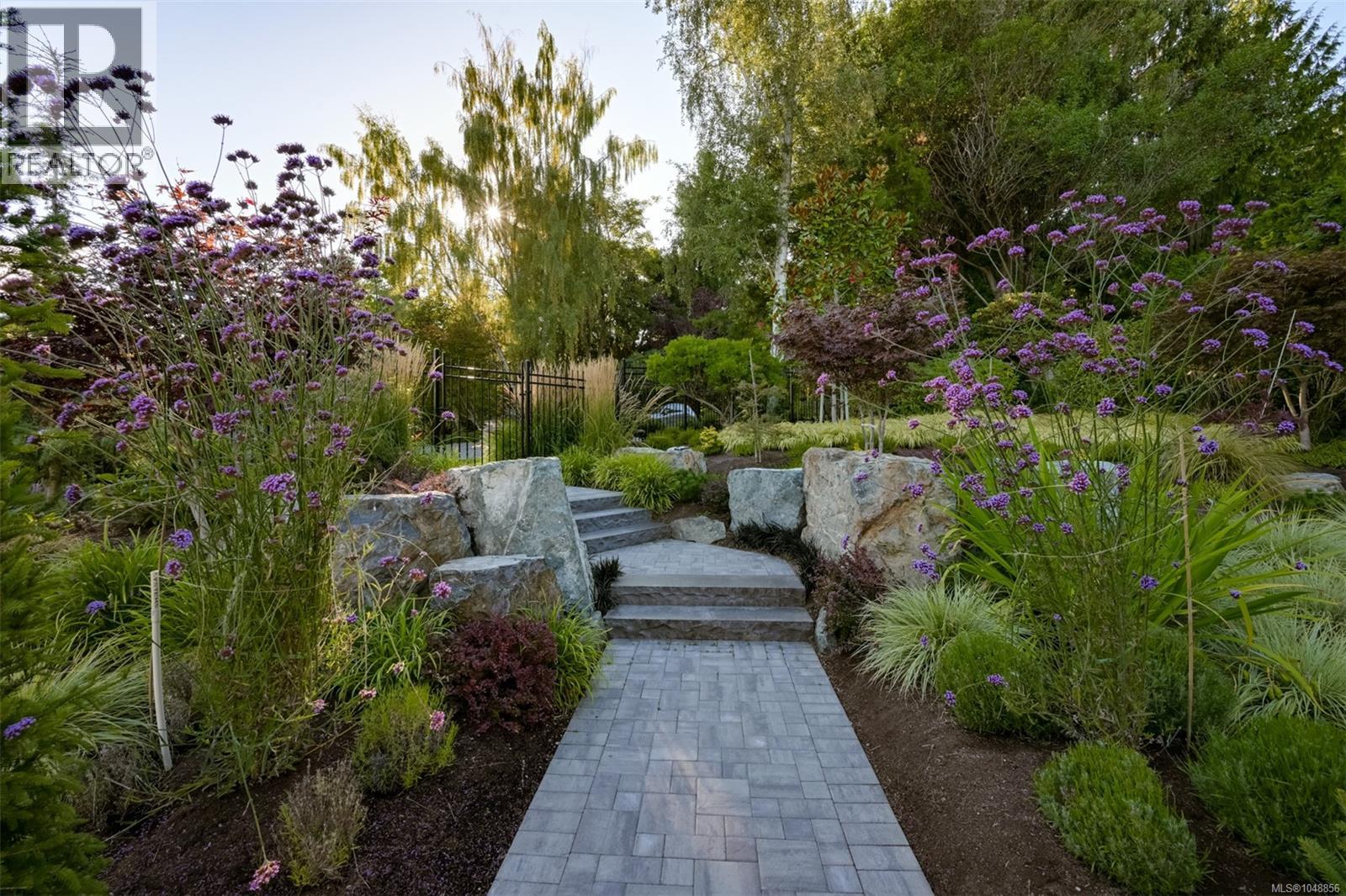 3075 Devon Rd - Image 46