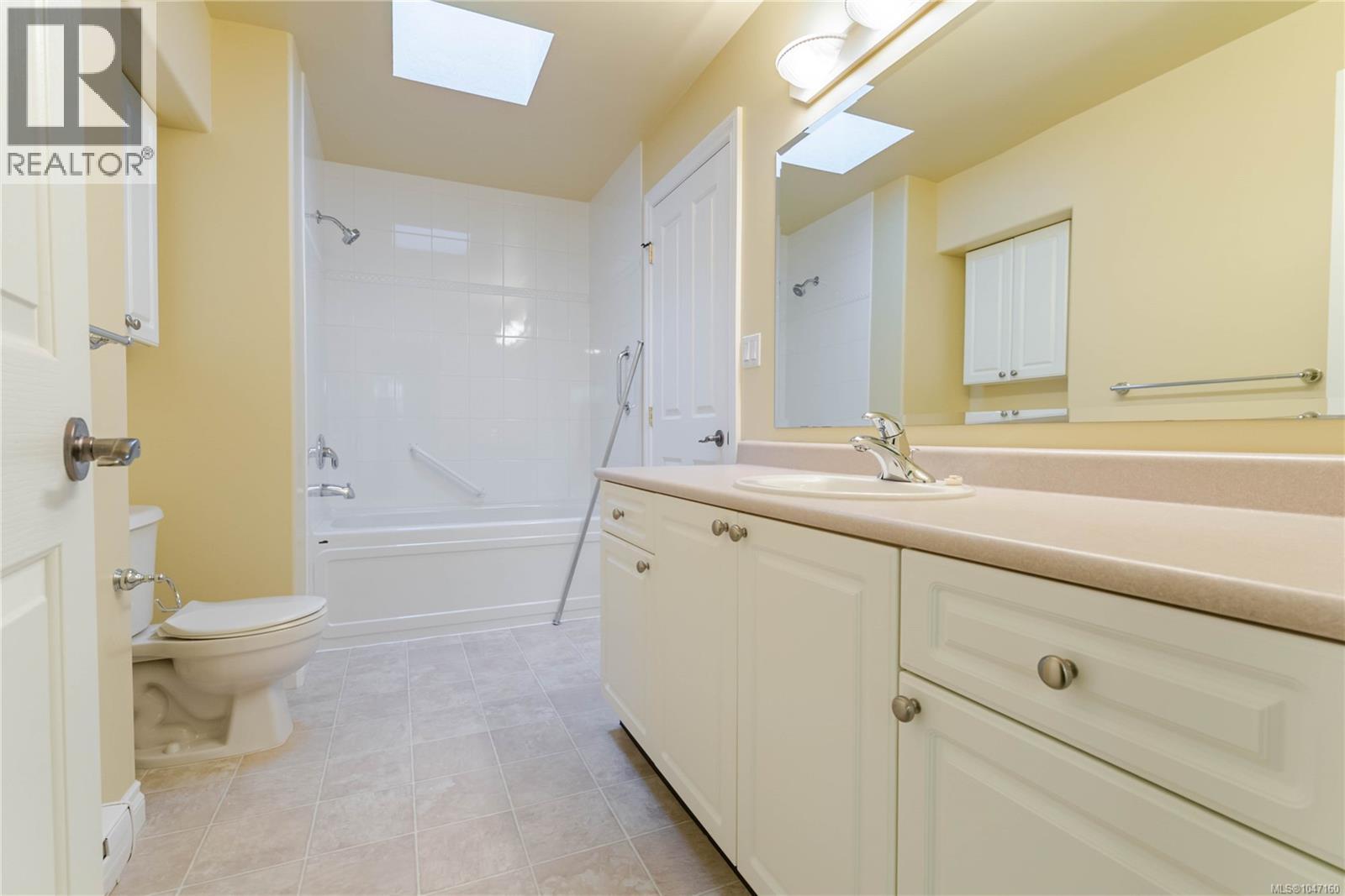  2420 Mt. Baker Avenue, Sidney