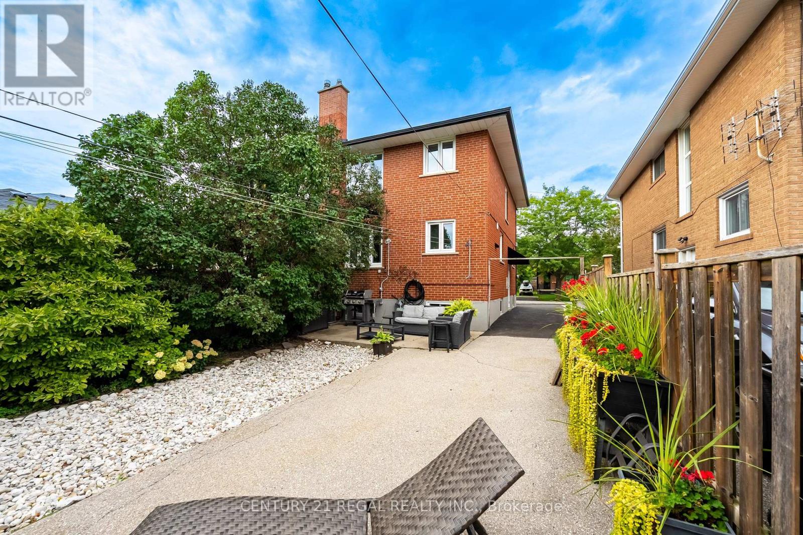 21 BURLINGAME ROAD - Image 44