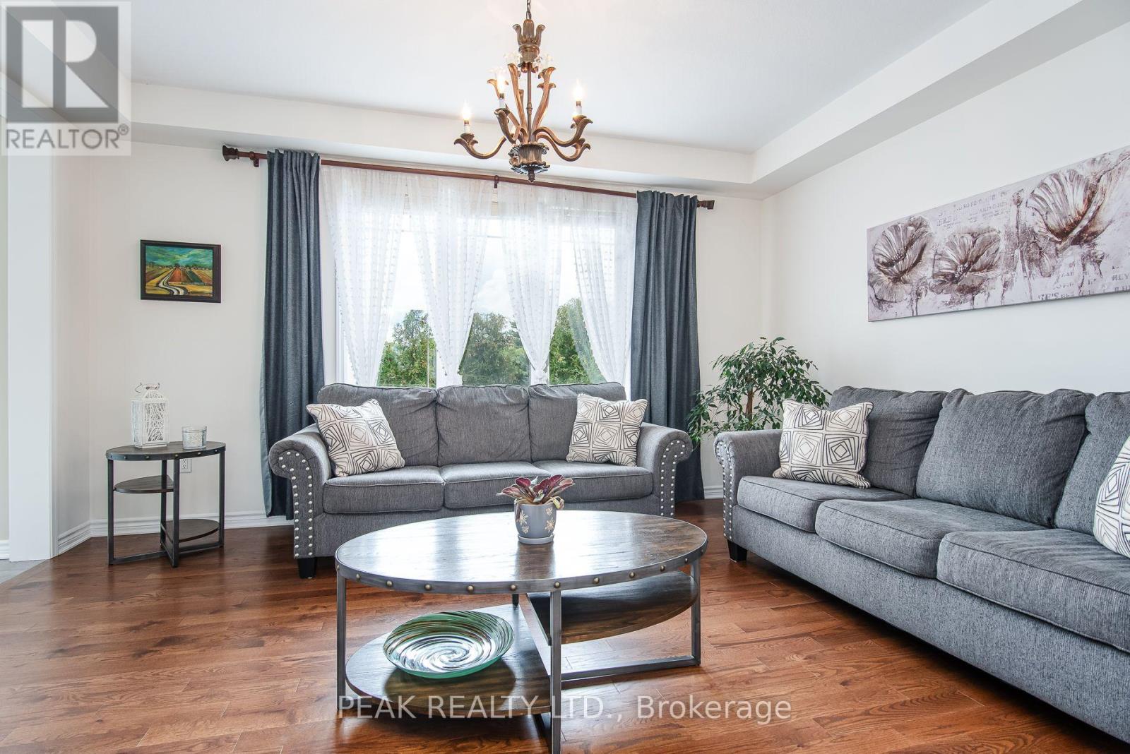 330 GROVEHILL CRESCENT - Image 4
