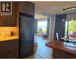 2pc Ensuite bath - 6-4420 Quebec Ave, Powell River, BC V8A5L5 Photo 7