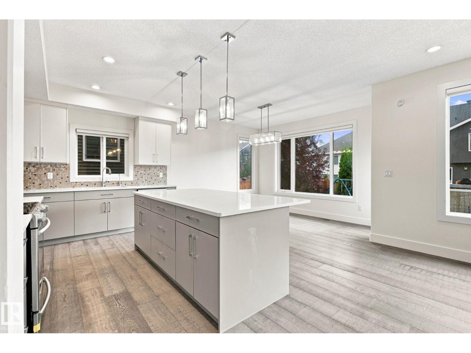 4530 SALY PL SW - 18