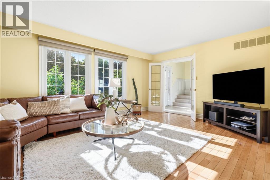 1177 GRAND Boulevard - 8