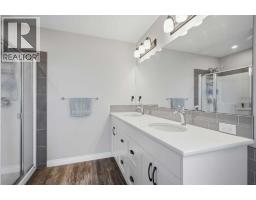 217 Augustus Way, Penhold, AB T0M1R0 Photo 26