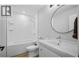 217 Augustus Way, Penhold, AB T0M1R0 Photo 40