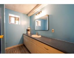 13389 Crestview Drive, Surrey, BC V3R6V3 Photo 15