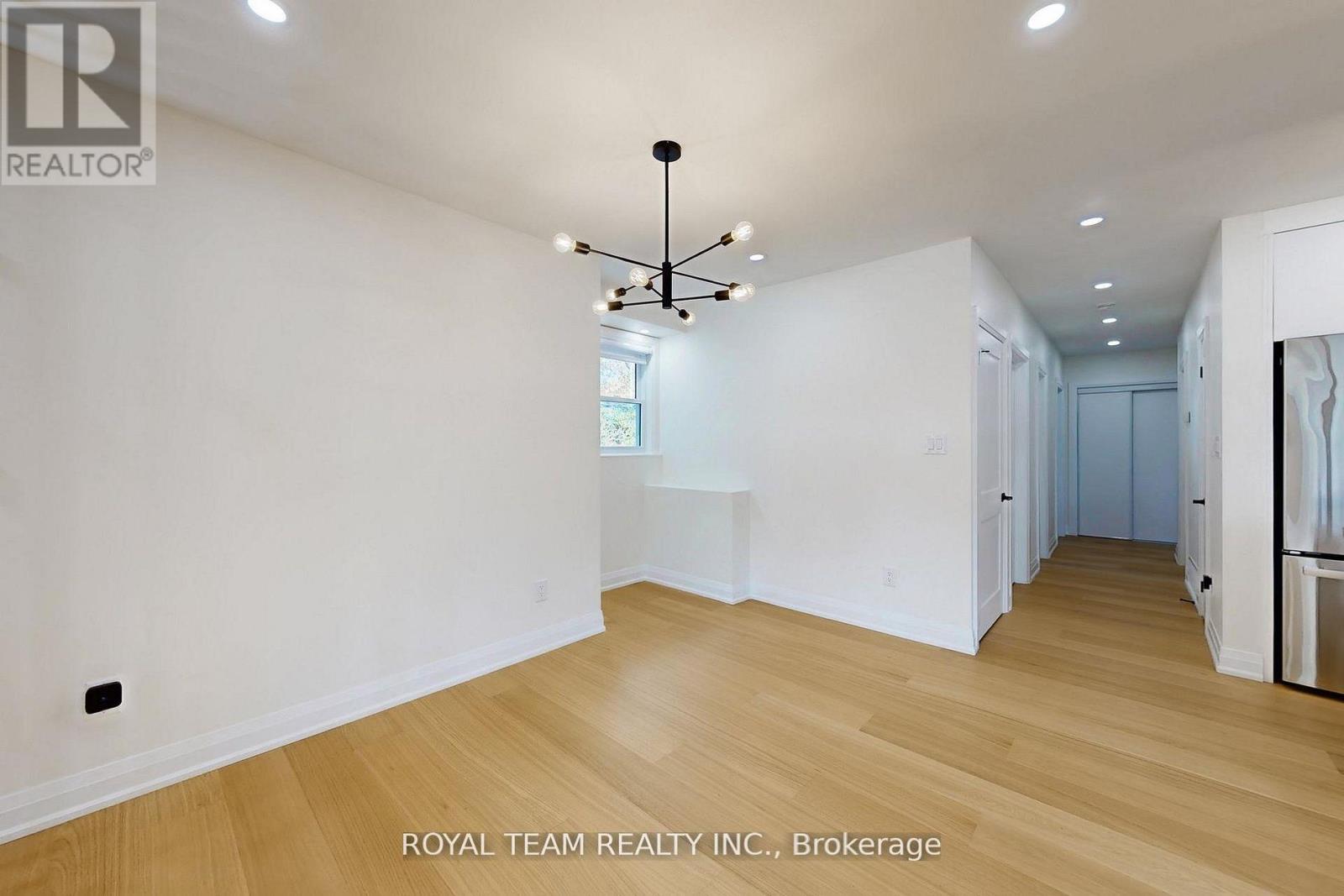 37 MARKLAND DRIVE - 9