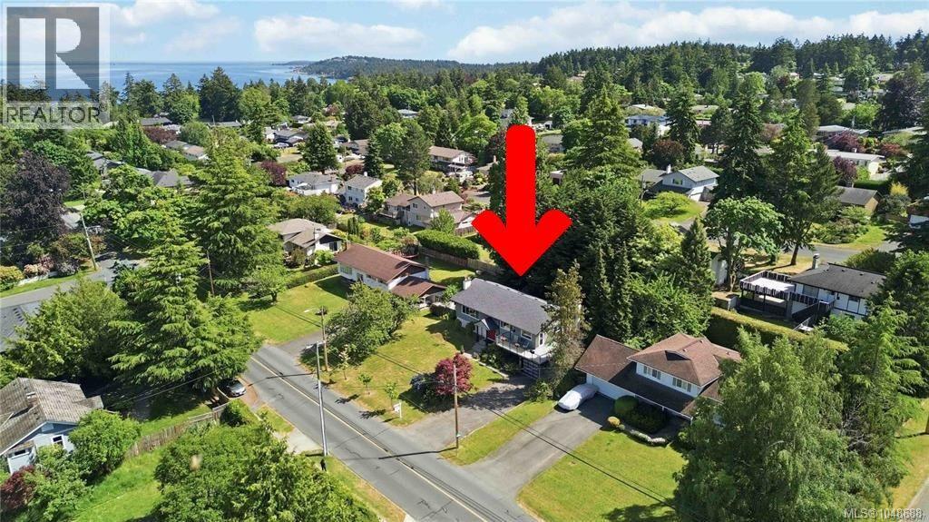 1909 Ferndale Rd - 1