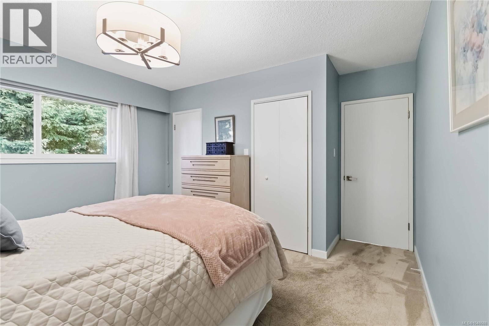 1909 Ferndale Rd - 23