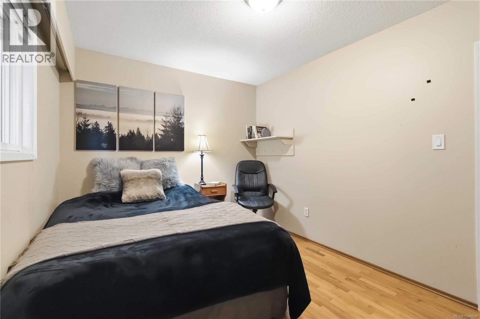  1909 Ferndale Road, Saanich