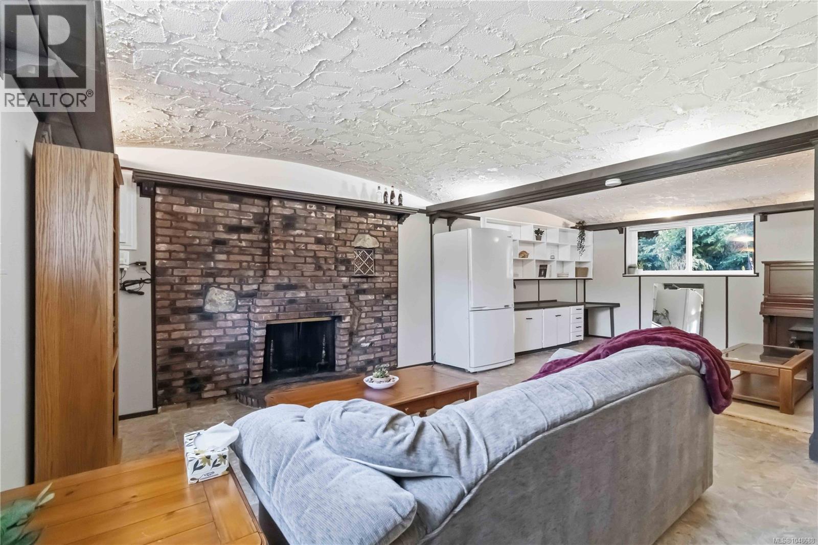 1909 Ferndale Rd - 34