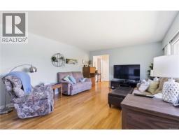 Kitchen - 1909 Ferndale Rd, Saanich, BC V8N2Y4 Photo 15