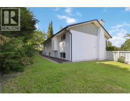 1909 Ferndale Rd, Saanich, BC V8N2Y4 Photo 48