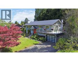 1909 Ferndale Rd, Saanich, BC V8N2Y4 Photo 53